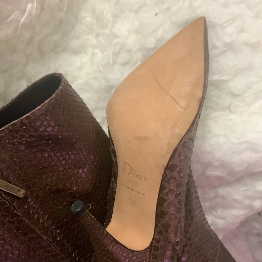 Dior knee high Italian leather boots. Never  used dark brown size 37 EU 6.5 US. - Picture 2 of 6